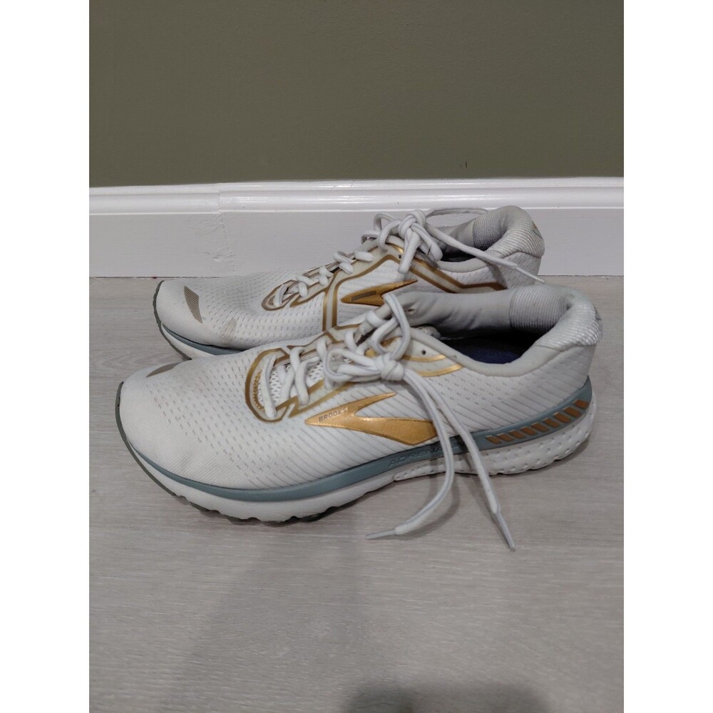 Size 11B - Brooks Adrenaline GTS 20 White Women's Sneakers
